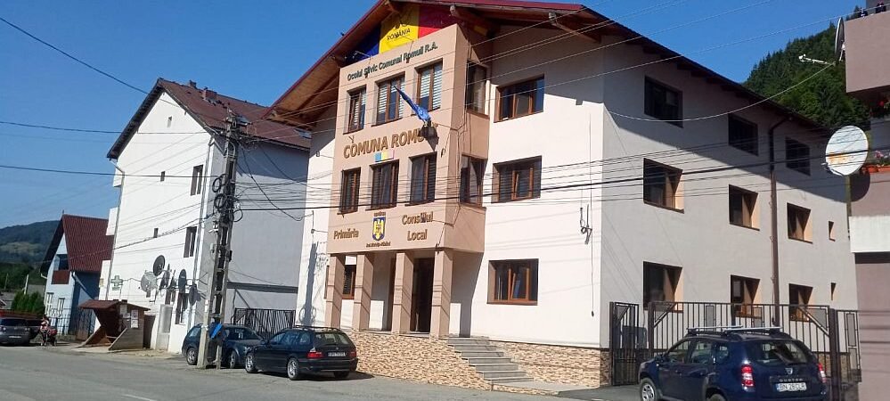 SCANDAL LA PRIMĂRIA ROMULI: